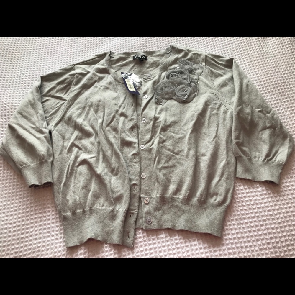 Apt. 9 cardigan